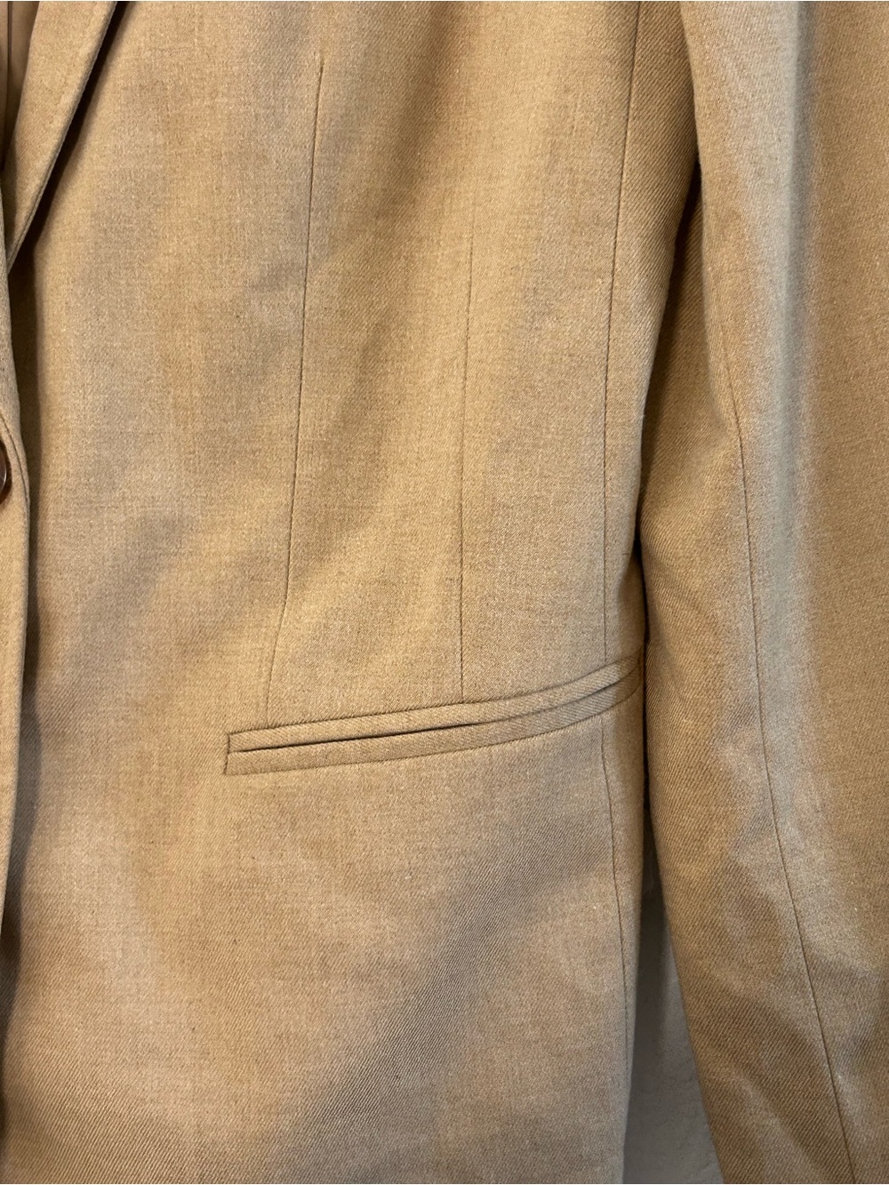 Chelsea 28 Classic Women's Tan Blazer Jacket - Tailored Two-Button - Picture 7 of 16